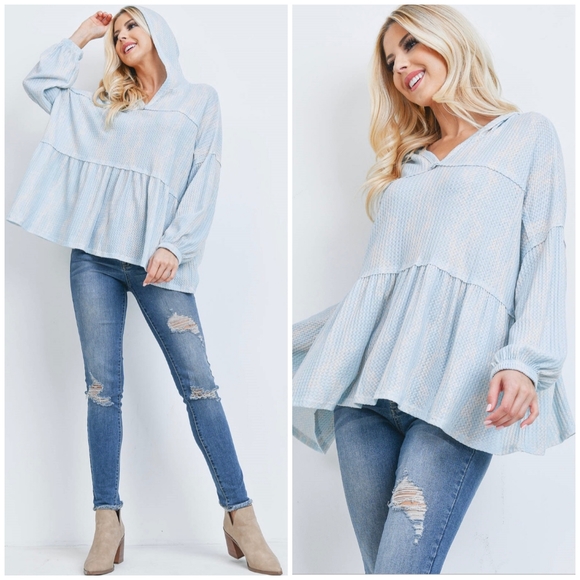 PEACH LOVE CALIFORNIA Baby Blue Tie-Dye Hoodie Top - Picture 7 of 7